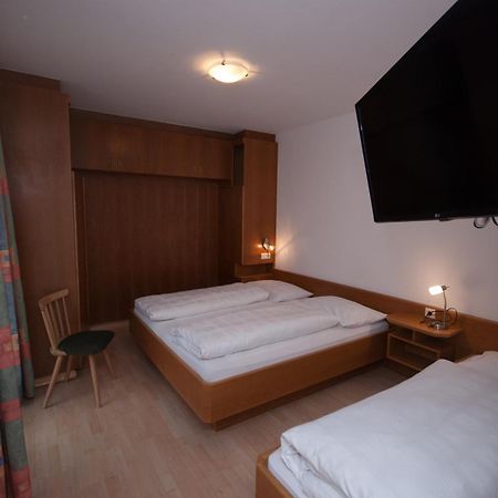 Garni Hofer Aparthotel Sexten Bagian luar foto