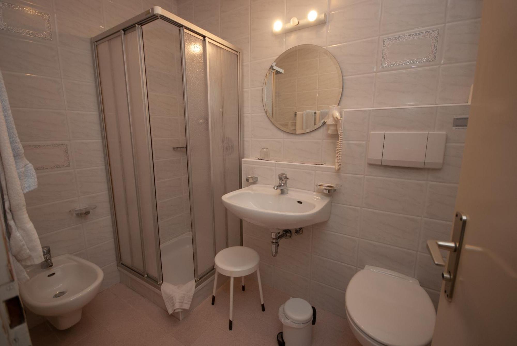 Garni Hofer Aparthotel Sexten Bagian luar foto