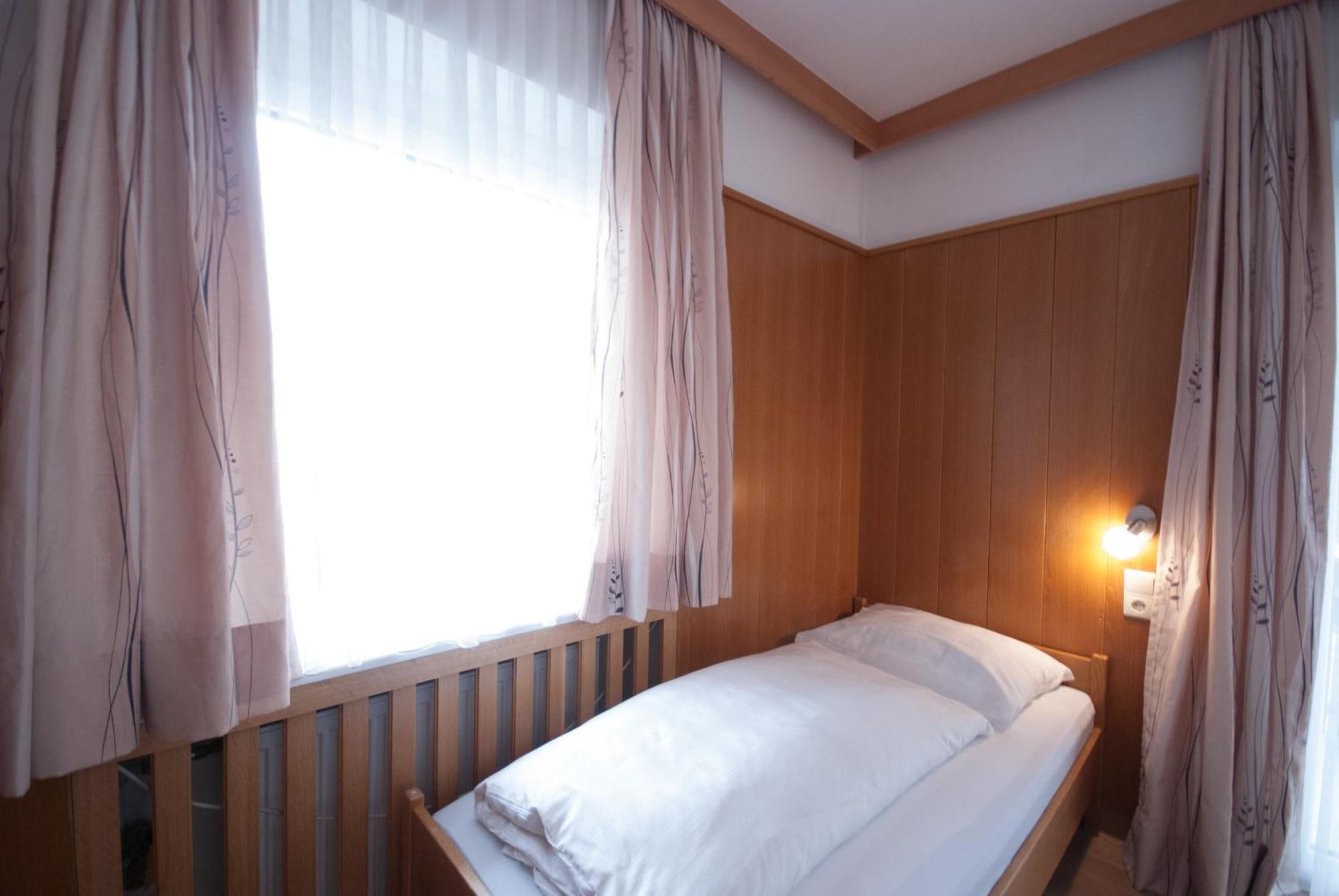 Garni Hofer Aparthotel Sexten Bagian luar foto