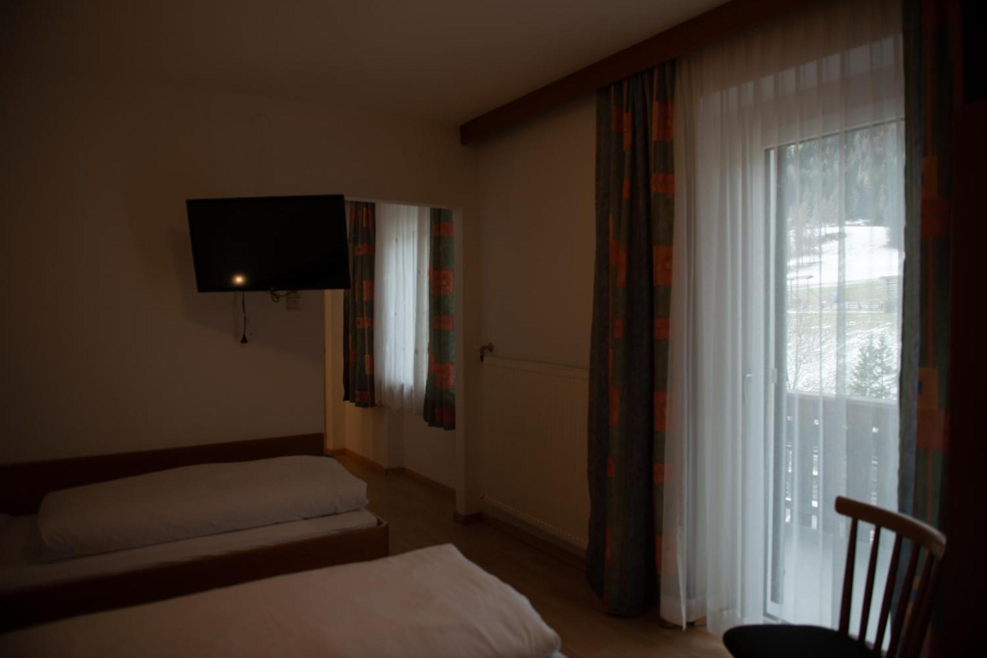 Garni Hofer Aparthotel Sexten Bagian luar foto