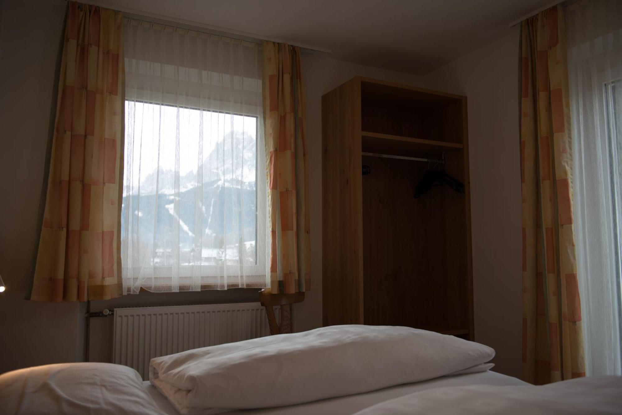 Garni Hofer Aparthotel Sexten Bagian luar foto