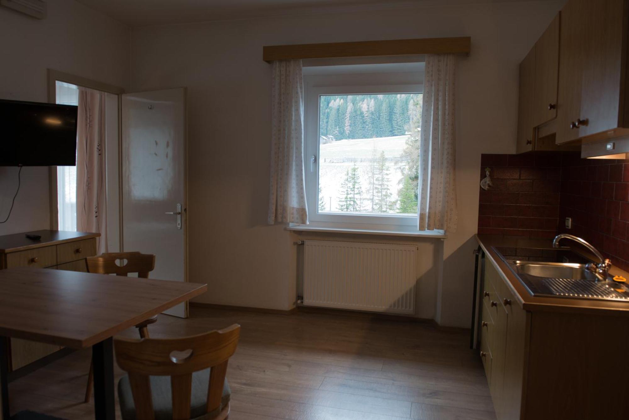Garni Hofer Aparthotel Sexten Bagian luar foto