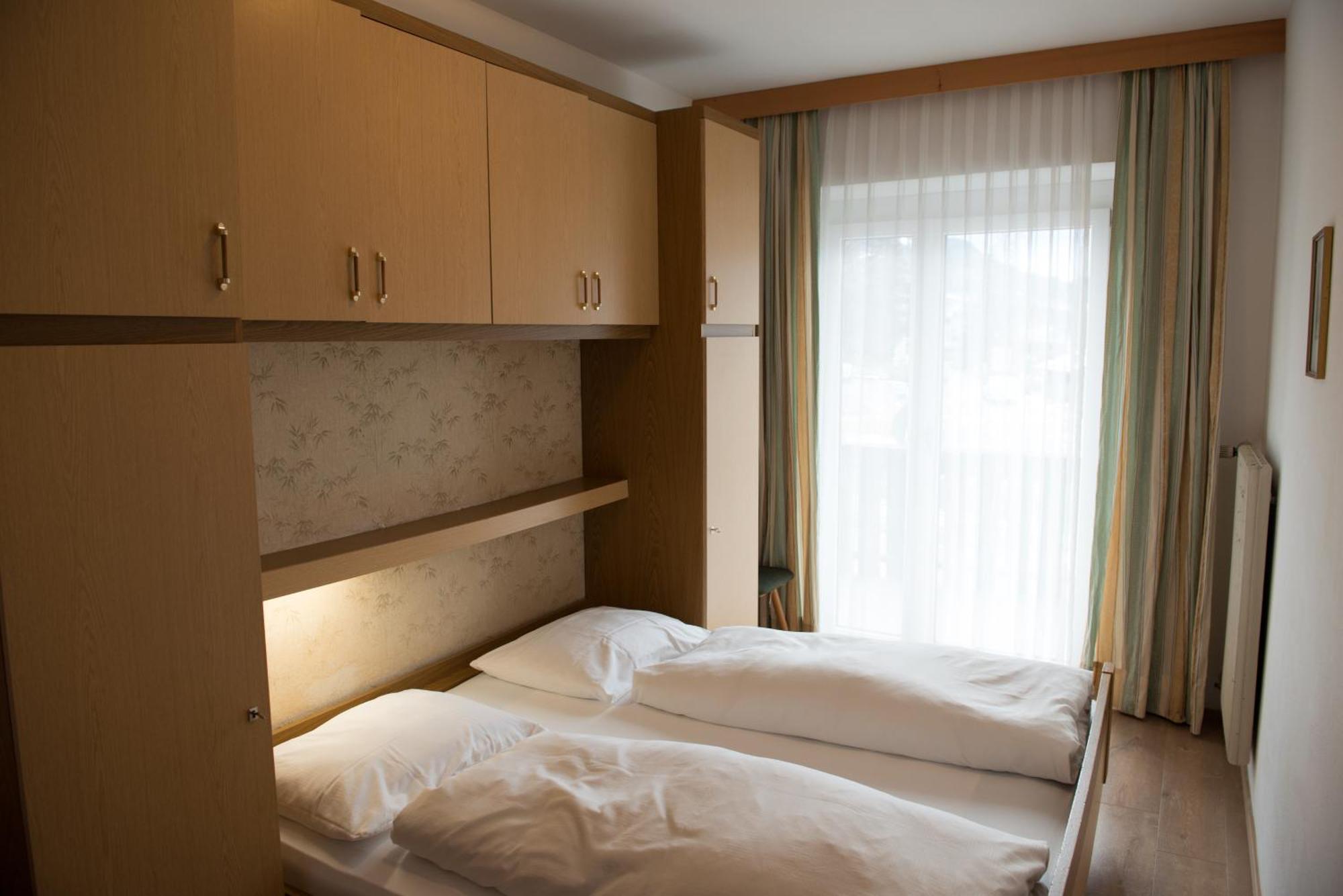 Garni Hofer Aparthotel Sexten Bagian luar foto